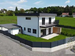 Erstbezug!Sehr exklusive Haushälfte mit Luxusausstattung in Lind ob Velden!