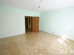 Große Gartenwohnung am Stadtrand zu Verkaufen!