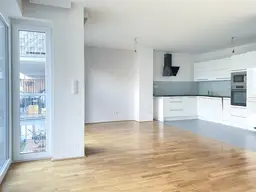 Stadlau U2 - Neuwertige &amp; moderne Wohnung mit Top Ausstattung &amp; 5,6 m² Innenhof-Balkon, nur 4 Gehminuten zur U2, ruhig