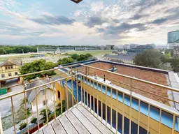 Korso: Neubau mit Terrasse im 7.OG | Traumausblick | Westen (Abendsonne) | 360°-Tour