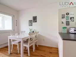 Innsbruck (Saggen): renovierte 2,5-Zimmer-Wohnung mit Loggia