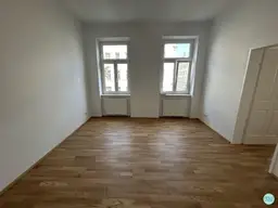 Brotfabriknähe / helle 85 m² Altbaumiete / neu saniert / unbefristete Hauptmiete