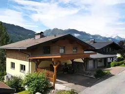 Einfamilienhaus mit Panoramablick und vielseitigen Nutzungsmöglichkeiten – Taxenbach