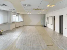 Günstige Bürofläche in zentraler Lage von Leonding zu vermieten! Zwei Monate hauptmietzinsfrei!