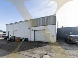 Kaltlagerfläche mit ca. 95m² im Hafenviertel Linz zu vermieten! NUR LAGERN - KEINE WERKSTATT