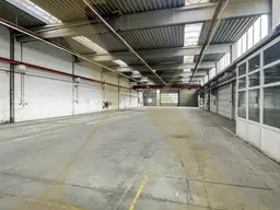 Attraktives Gewerbeobjekt mit Büro- und Hallenflächen in Top-Lage von Haid/Ansfelden zu vermieten!