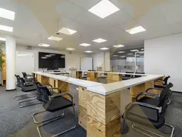 Helle und moderne Bürofläche im City Tower II in Linz zu vermieten!