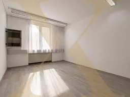 Barrierefreie Büroflächen mit flexibler Mietdauer im Chemiepark Linz zu vermieten! Teilbar!