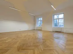 Großzügige Büro-/Praxisfläche in Top-Lage von Melk zu vermieten – sofort verfügbar!
