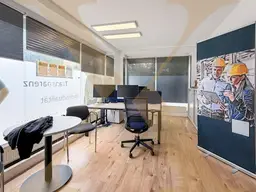 Großzügige Büro- bzw. Geschäftsfläche in frequentierter Lage von Wels zu vermieten!