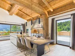 Modern - Alpiner Stil: Landhaus - Sonnenlage - Südausrichtung - Panoramablick - Sackgasse am Waldrand