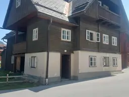 Mehrparteienhaus ausbaufähig