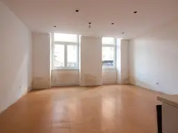 Büro bei der S-Bahnstation Geiselbergstraße | Hochparterre | gute Infrastruktur | 700 m zur U3