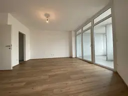 Geräumige 2-Zimmer-Wohnung mit Loggia - verfügbar ab September 2025