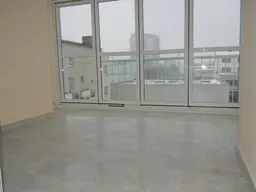 Helle 3,5-Zimmer-Wohnung mit Wintergarten, Loggia &amp; TG-Platz