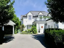 STILVOLLE VILLA in Traumlage mit optimaler Raumaufteilung &amp; Pool!