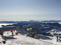 Zweitwohnsitz - Baugrundstück mit Chalet-Baubewilligung in direkter Gletscherskigebietsnähe!