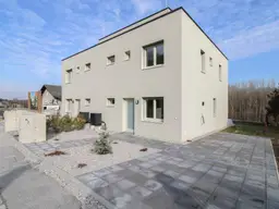 Wohnträume erfüllen! Moderne Doppelhaushälfte mit Garten, viel Wohnfläche und Blick ins Grüne