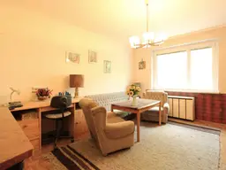 Ihr Rückzugsort mit Balkon ins Grüne – 2-Zimmer-Wohnung mit Potenzial in der Nähe vom Haydnpark