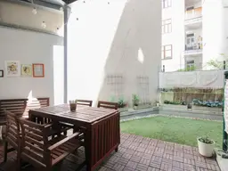 Moderne 2-Zimmer-Wohnung mit Terrasse am Augarten !
