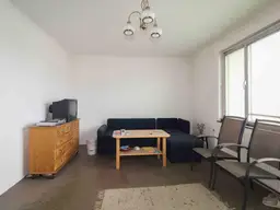 Rohjuwel: Wohnung mit 26 qm Terrasse und Entwicklungspotenzial