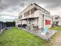 Sofort wohlfühlen: 5-Zi.-DHH in Haschendorf-Ebenfurth