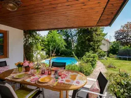 Familienparadies in Stockerau: großzügiges Haus mit Pool, traumhaftem Garten &amp; Top Raumaufteilung