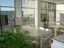 ++ Geschäftsräume in hervorragender Lage in Feldbach ++ Individuelle Raumaufteilung möglich ++ direkte Aussicht zum Hauptplatz ++ 117m² Geschäftsfläche ++ zwei Terrassen und Parkplätze ++