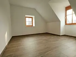 **PREISHIT**Moderne Wohnung mit neuer Küche, eigener Garten ** Sonnige Ruhelage ** zwischen Fehring &amp; Feldbach **
