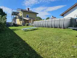 **Preisreduktion** Großzügiges &amp; edel saniertes Stadthaus ** Hochwertige Ausstattung ** 3 Bäder ** Einliegerwohnung ** absolute Ruhelage **