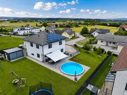 Modernes Toskana-Haus mit Salzwasserpool, PV und Erdwärme in Superior Lage