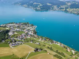Attraktive Neubau-Villen mit Lift und Seeblick