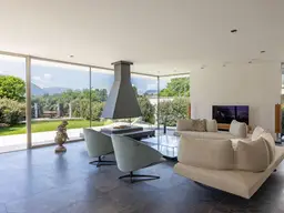 Luxuriöse Architekten-Stadtvilla mit unverbaubarem Untersbergblick in Salzburg - Maxglan / Erstbezug auf höchstem Niveau