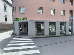 Geschäftslokal in Top-Zentrumslage in Saalfelden mit Riesen-Auslagenfront - 131 m²