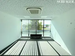 Hochwertige Büroeinheit mit Tiefgaragenparkplätzen in Puntigam