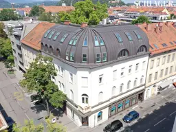 Eckhaus in zentraler Lage mit Büro- und Wohneinheiten