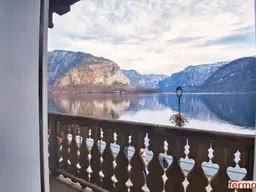 Exklusives Wohnen in idyllischer Lage mit Seeblick - Traumhaus in Hallstatt mit 7 Zimmern, Garten, Balkon und Stellplätzen.