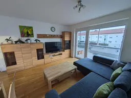 Dachterrassentraum mit PV-Anlage – Provisionsfrei &amp; bezugsfertig! Einfach Koffer packen &amp; einziehen.