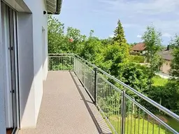 120 Quadratmeter Eigentum in bester Aussichtslage - 35min von Wien