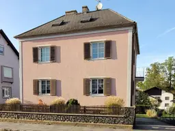 Zentrumnahes Mehrfamilienhaus mit Garten in Gmünd