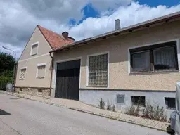 PRIVAT! 2 seperate Häuser mit Hof uns Garten