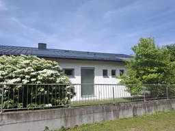IN STADTNÄHE MIT BLICK INS GRÜNE!