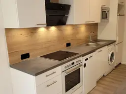 Sonnige 3-Zimmer Wohnung in Klosterneuburg-neuwertig renoviert, mit Balkon und Parkplatz-Warmmiete!