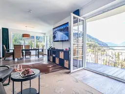 Traumhafter Ausblick: 135m² Panorama-Apartment direkt über dem Wasserfall, provisionsfrei-wie im ESC