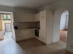 ohne Maklerprovision direkt vom Eigentümer zentral gelegene gemütliche Wohnung zu vermieten