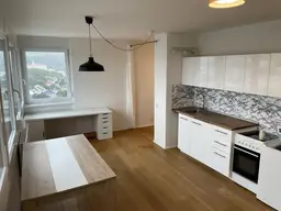 Zentrale 1-Zimmer Wohnung teilmöbliert mit Ausblick (16. OG) und Tiefgaragenplatz im Lentia
