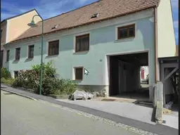„Historisches Bauernhaus von 1771 – idyllische Ruhelage nahe Retz“