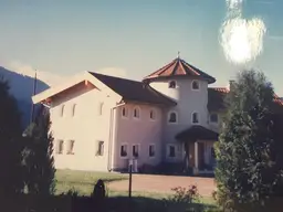 Wohnhaus mit Garten und Garage, beste Wohnlage in Kirchbichl.