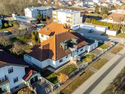 Familien-Villa mit Pool, Garten &amp; EntwicklungsPotential