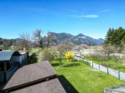 Mehrfamilienhaus mit großzügigem Garten!